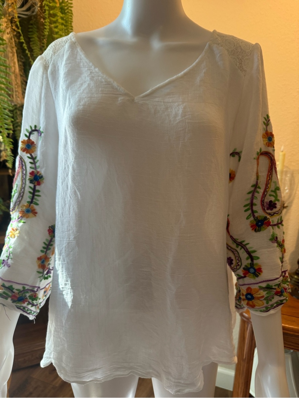 White Embroidered V-Neck Women’s Blouse boho